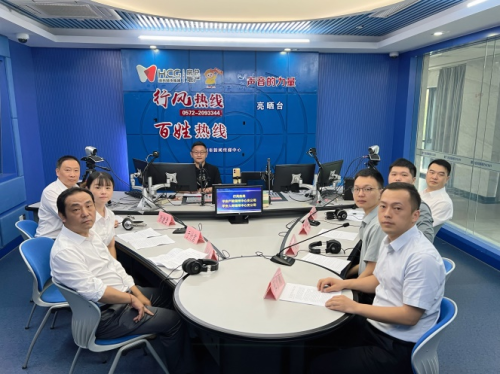 1758948604-5a7ab8dce84f7ef