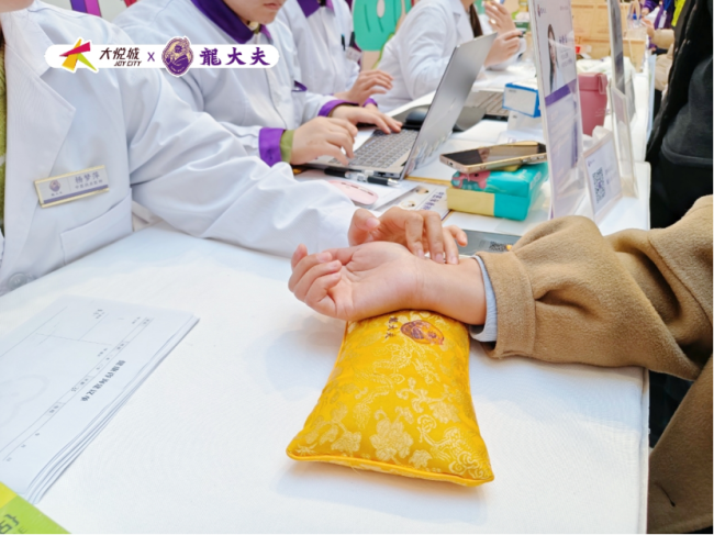 1763706835-8d0b3c422ab2590 1763706835-8d0b3c422ab2590