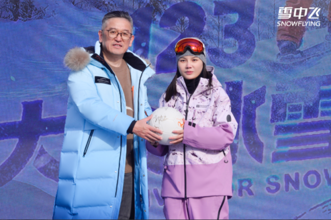 1764834025-2a94c27fbe5ebed