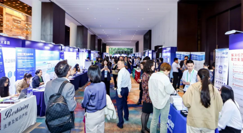 1765807308-da98a81044c54fe