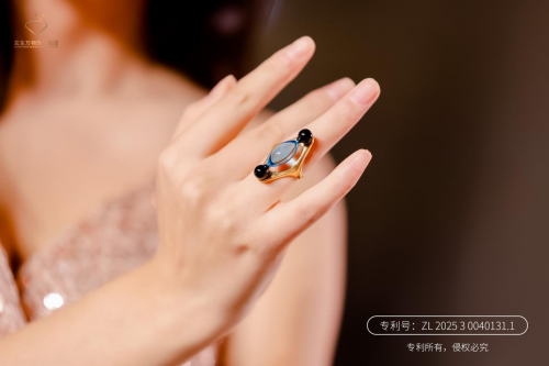 1768737569-18241c9422b3824 1768737569-18241c9422b3824