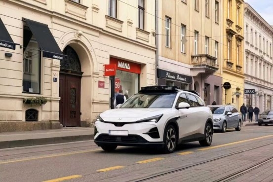 1776834752-3d14468fd6d4af7